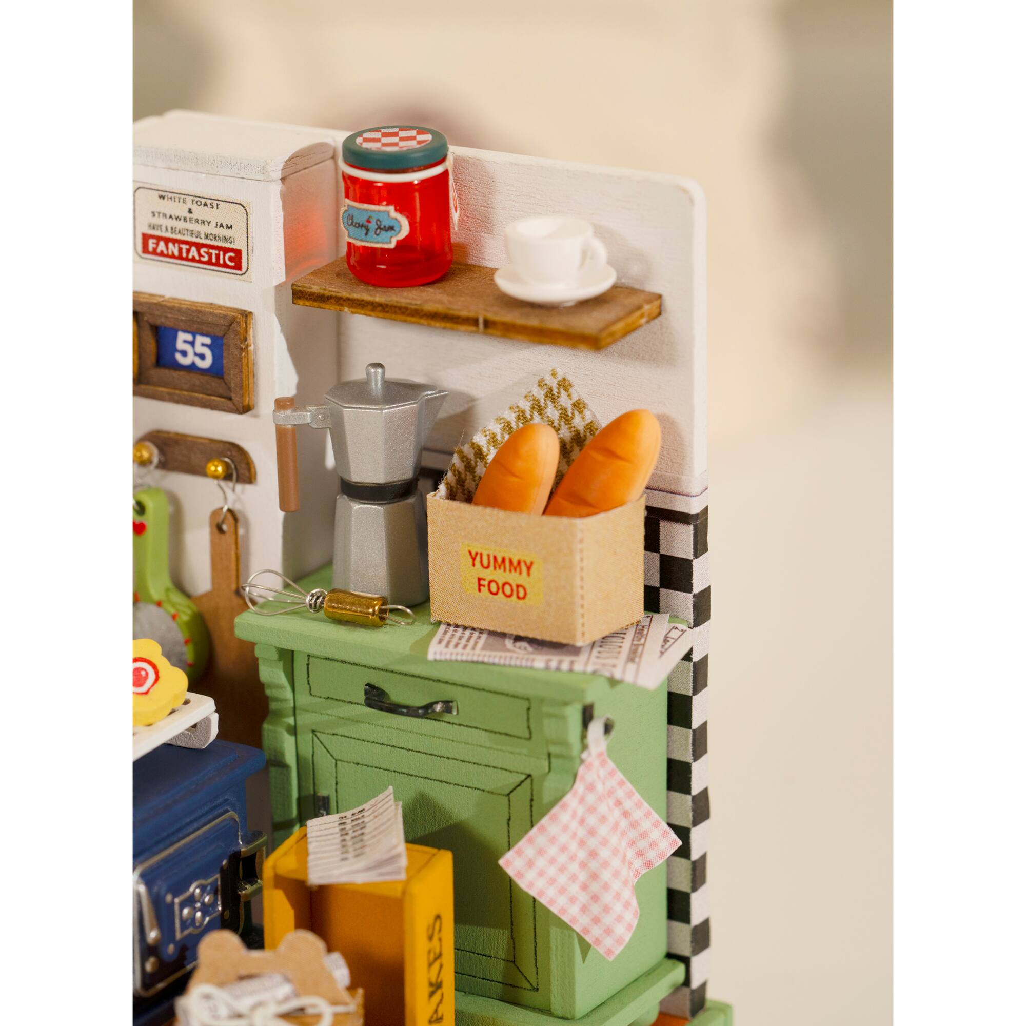 Rolife® Afternoon Baking Time DIY Miniature Kit